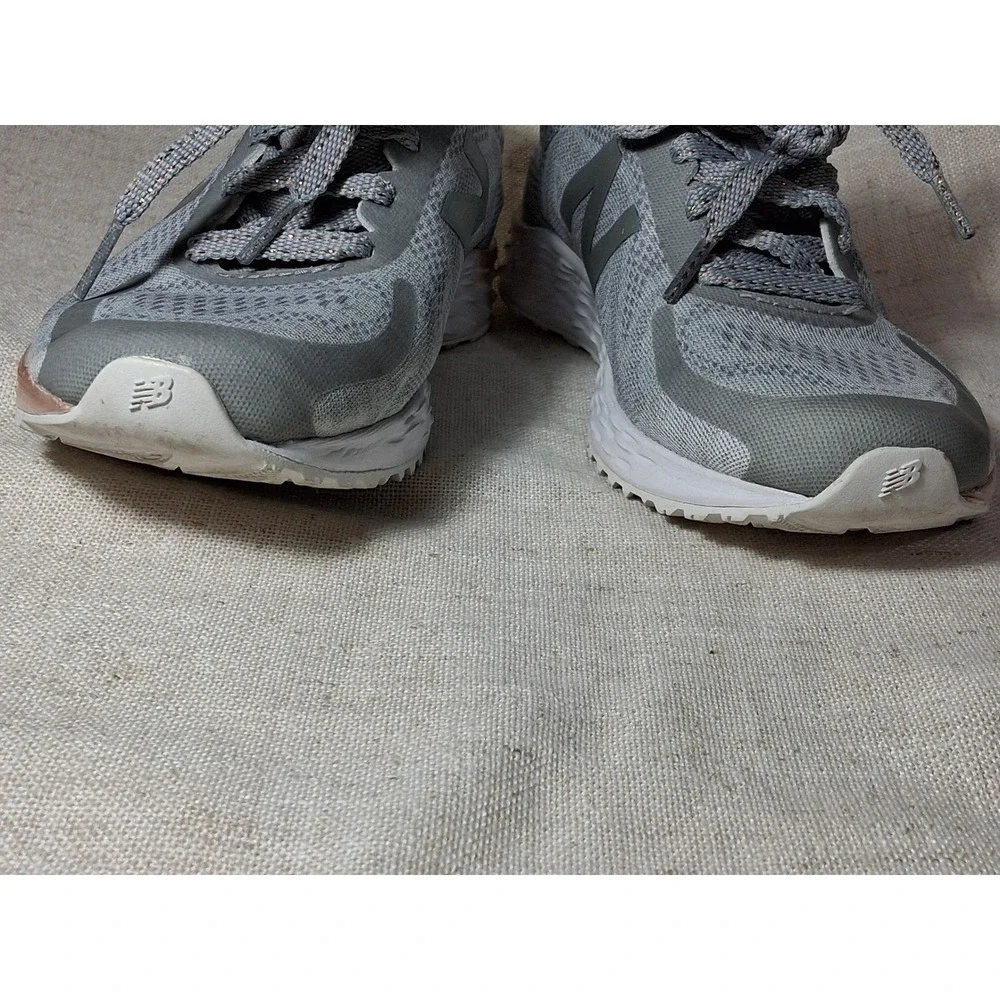 New Balance Arishi v2 Grey Rose Gold Kids Running Shoes KJARIGMY‎ Size 3